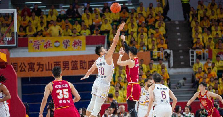 罗马围绕CBA季后赛扳平良机广厦男篮队长鼓劲备战国王杯，Rookie在TL比赛中夺冠看傻球迷的简单介绍