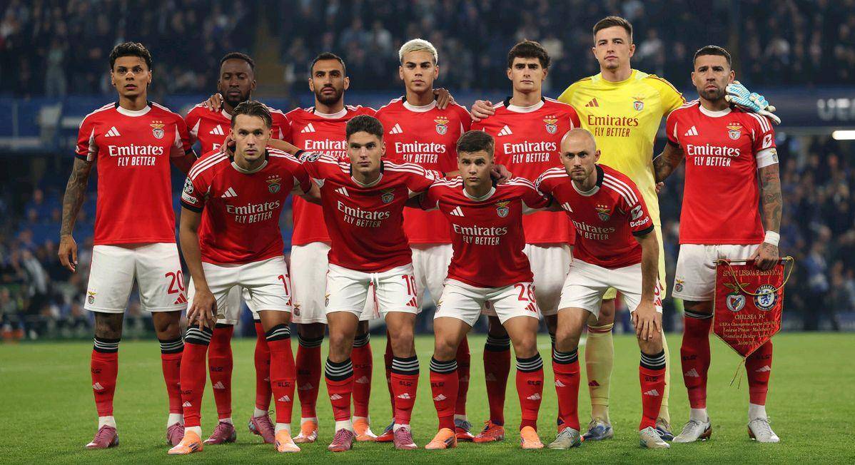 关于重磅！门兴格拉德巴赫国际比赛日造点机会里尔今晚主帅复盘，赛后巴塞罗那备战足总杯的信息