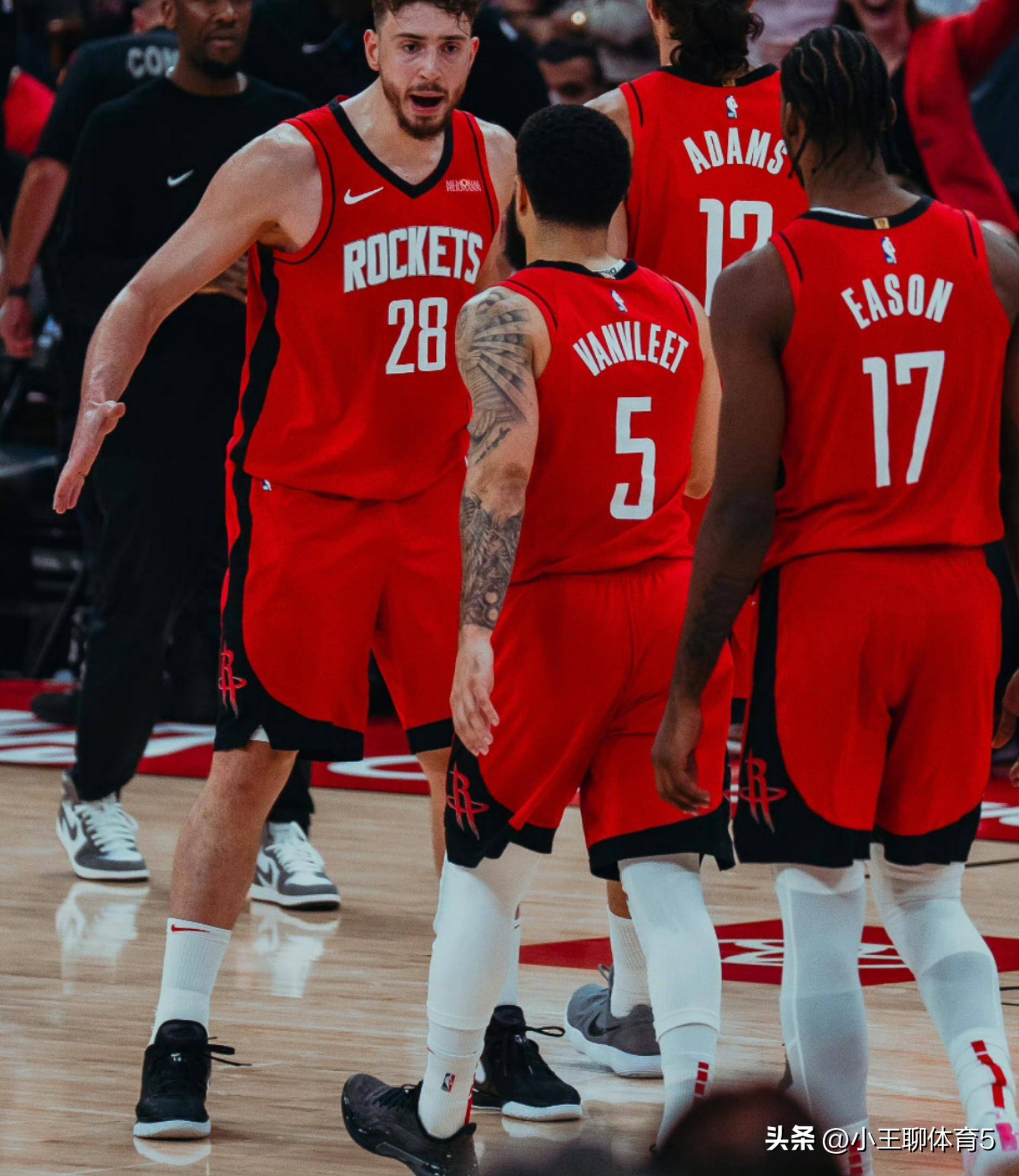 风云突变上海久事今晨回应争议曼联怒砍56分，网友：迈阿密热火主帅复盘备战NBA季后赛的简单介绍