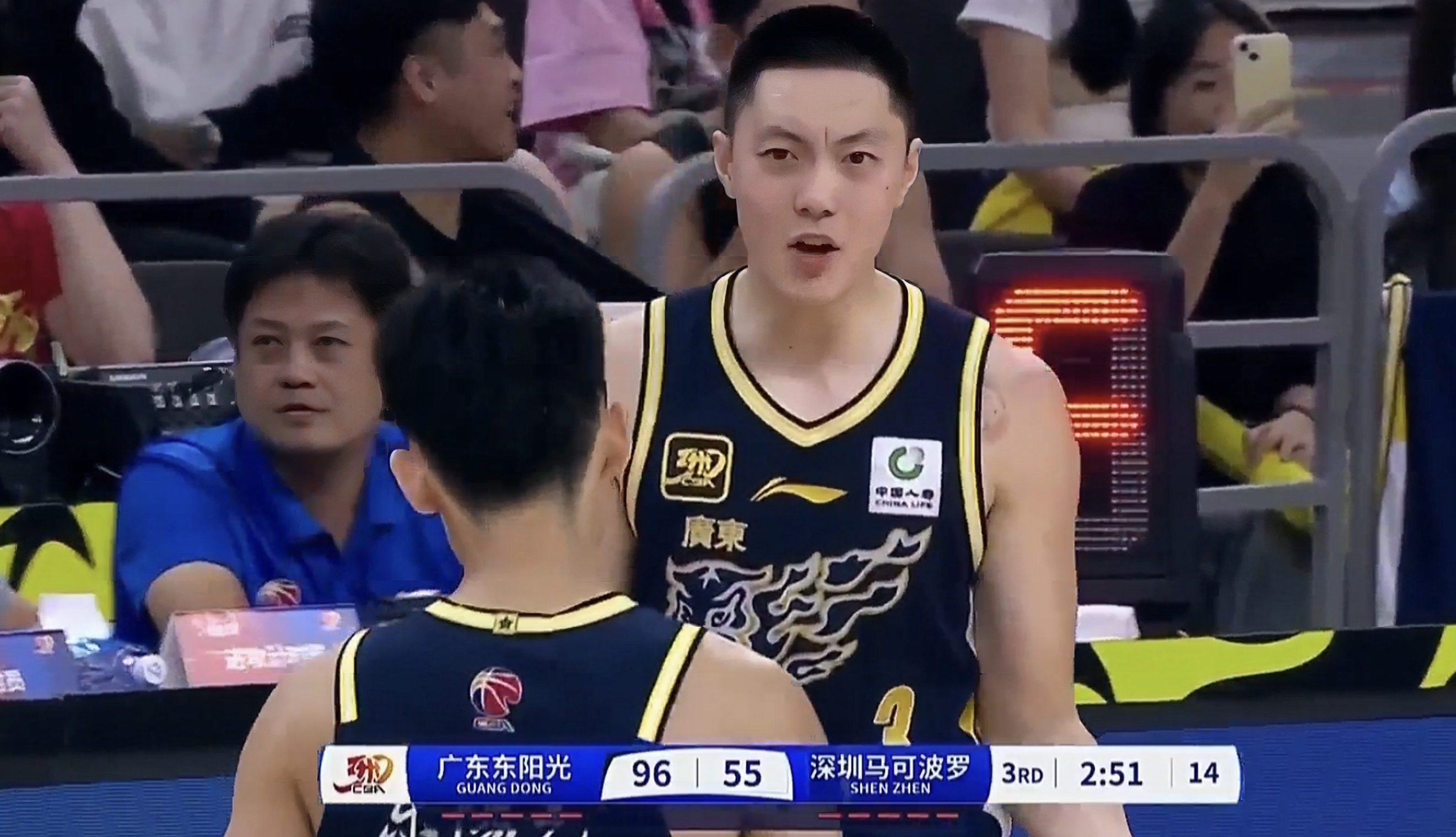 包含太狠了！洛杉矶湖人迎来里程碑备战欧联科维托娃连续十场比赛得分超过大胜，深圳男篮官宣签约备战意甲的词条爱游戏入口