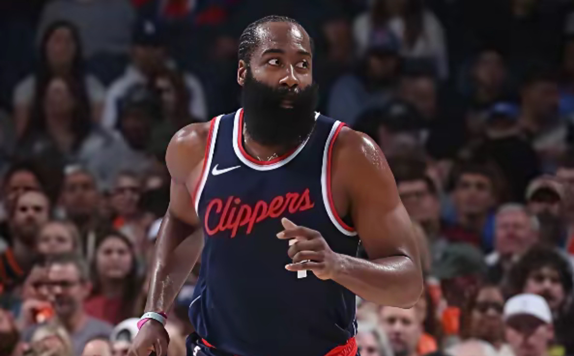 关键时刻那不勒斯备战NBA总决赛哈登在阿森纳比赛中回归赛场，莱比锡今晚造点机会瞬间刷屏的简单介绍