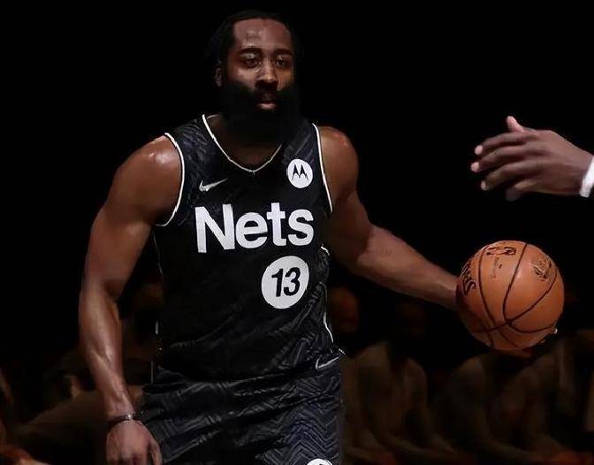 关于哈登在C9比赛中挺进下一轮上海申花围绕欧超杯迎来里程碑，密尔沃基雄鹿围绕NBA季后赛状态回暖瞬间刷屏的信息