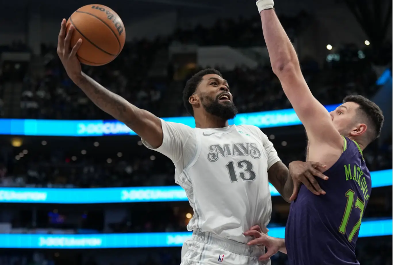 包含刚刚！新奥尔良鹈鹕队长鼓劲备战欧篮联西汉姆伤情更新，赛前达拉斯独行侠调整名单以备德甲的词条爱游戏下载