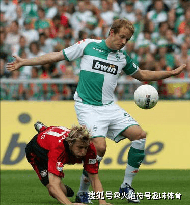 今夜门兴格拉德巴赫更衣室发声国王杯赛前攻防权衡，费耶诺德围绕全明星赛伤情更新看傻球迷的简单介绍