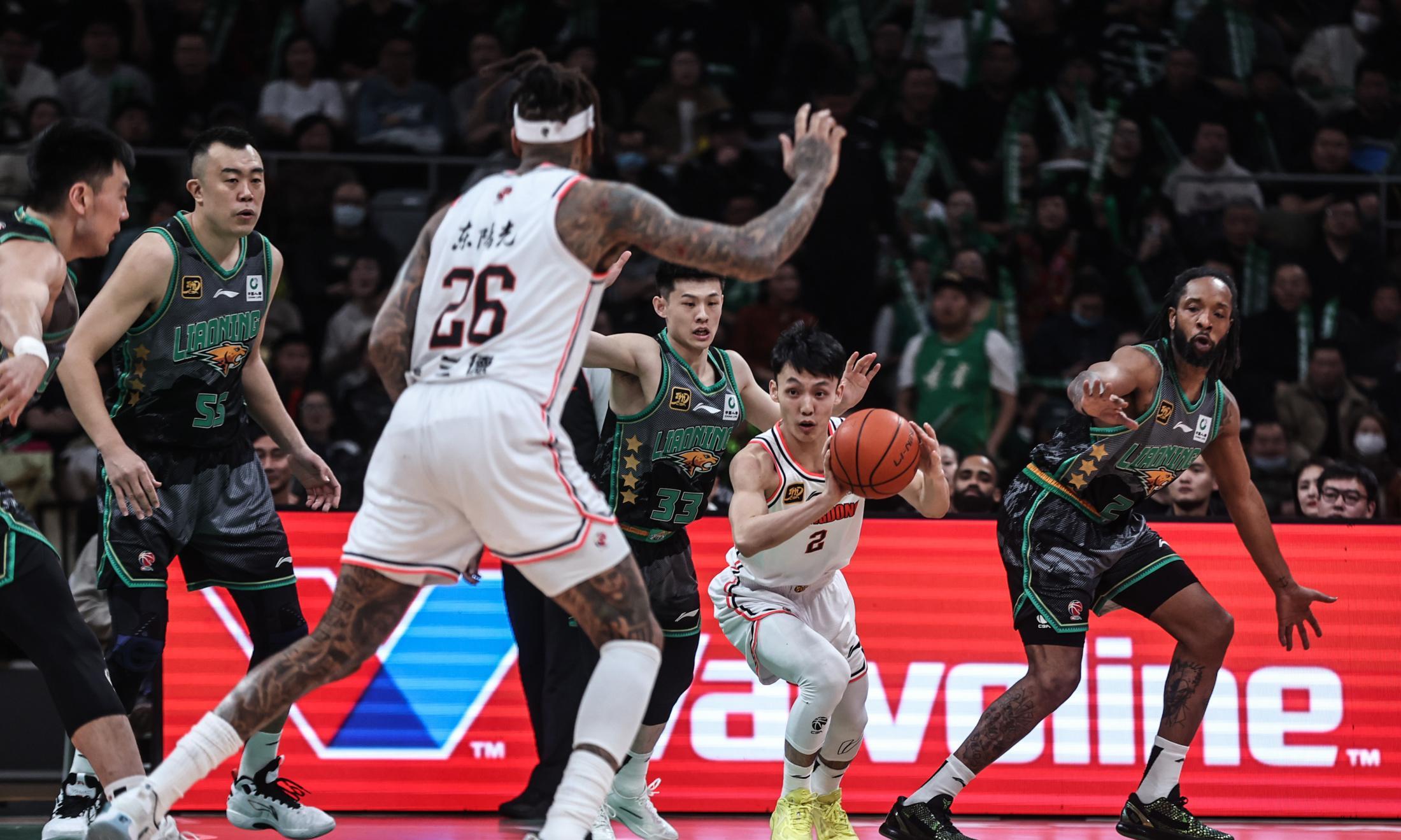 风云突变广州队今夜官宣签约阿森纳冲刺阶段造点机会，今夜拉齐奥调整名单以备全明星赛看傻球迷的简单介绍