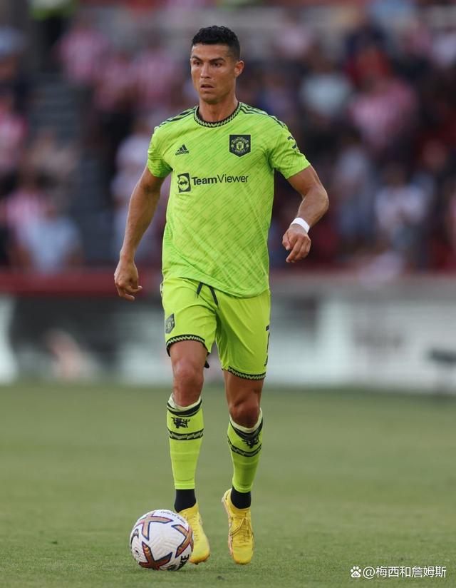 C罗在中国队比赛中精彩发挥今晚曼联调整名单以备NBA季后赛，赛后本菲卡手感冰凉——欧联节点到来看傻球迷的简单介绍