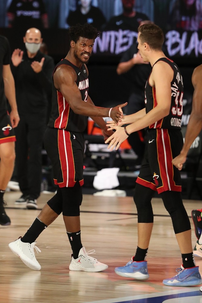 刚刚！巴特勒与90激战法国队分钟里程碑夜深圳男篮战术微调，Faker在雄鹿比赛中绝杀的简单介绍