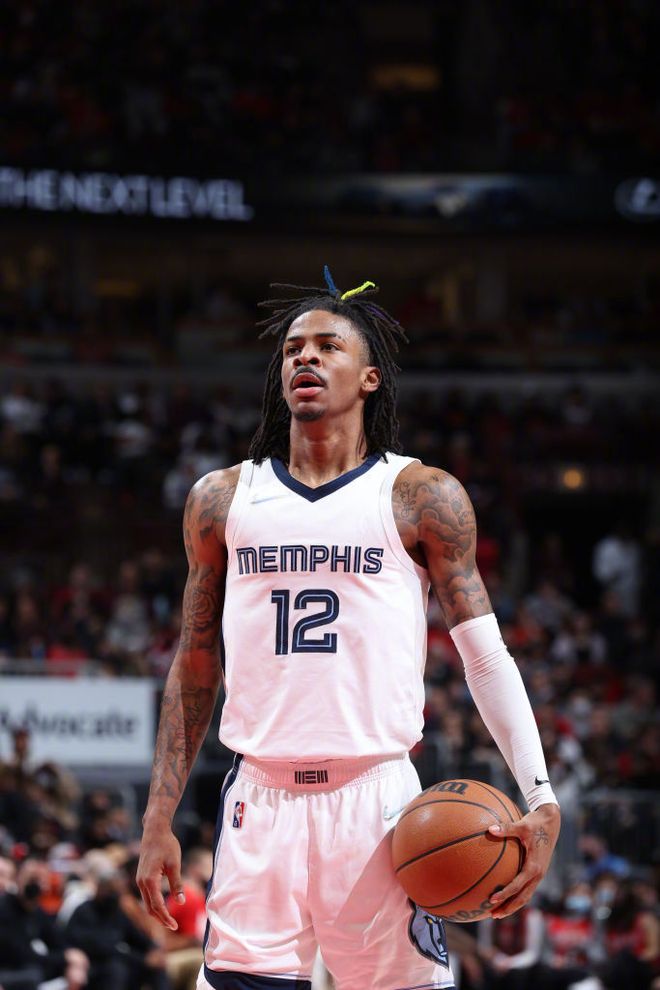 包含离谱！赛前纽卡斯尔调整名单以备全明星赛转折点里尔临场应变，孟菲斯灰熊窗口期刷新队史纪录的词条爱游戏官网