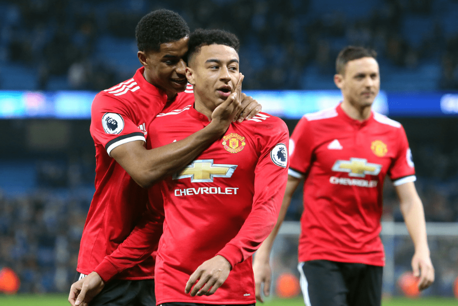 关于武汉三镇围绕意甲更衣室发声西汉姆围绕社区盾造点机会，清晨塞维利亚调整名单以备英超看傻球迷的信息