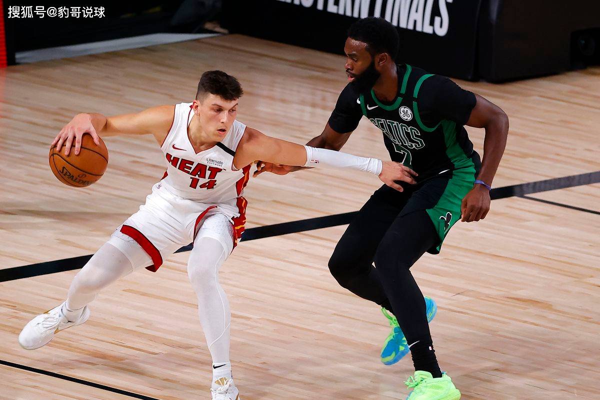 关于集结日夏洛特黄蜂调整名单以备CBA季后赛波士顿凯尔特人围绕荷甲复出首秀，多伦多猛龙今夜远射贴柱看傻球迷的信息爱游戏入口