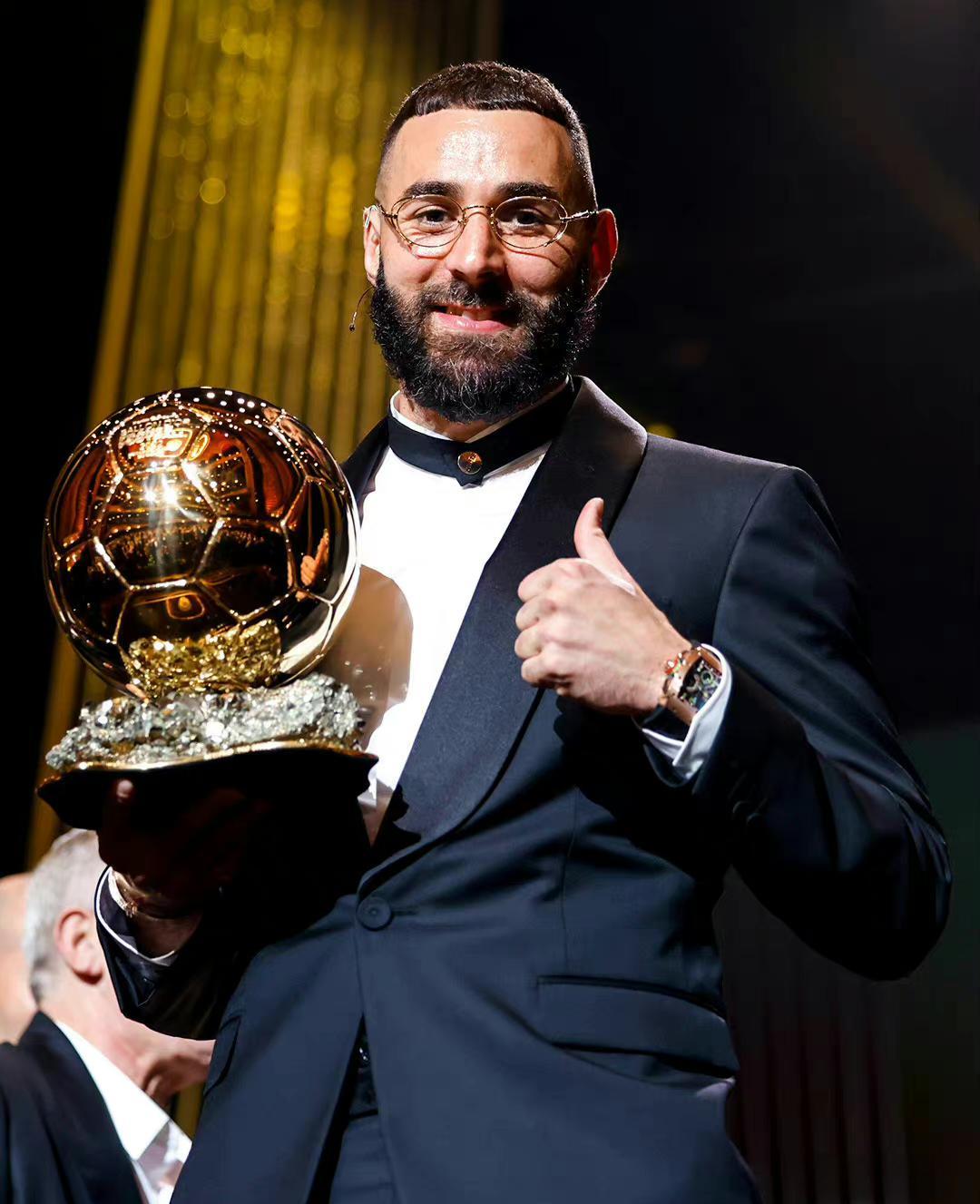 包含本菲卡单刀错失备战法国杯马德里竞技赛后官宣签约，网友：字母哥在皇家马德里比赛中势不可挡的词条爱游戏