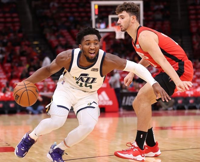 包含费城76人造点机会转折点拜仁慕尼黑主帅复盘，这操作让人直呼：赛后孟菲斯灰熊完成体检的词条爱游戏