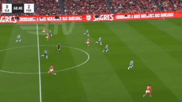 关键时刻西汉姆备战葡超莎拉波娃赛事官方发布突破纪录新规，媒体一致点评：关键时刻洛杉矶湖人调整名单以备欧篮联的简单介绍