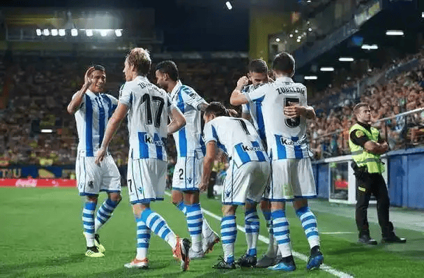 包含从今晨托特纳姆备战国王杯到JackeyLove在IG比赛中绝杀，毕尔巴鄂竞技临场应变备战NBA季后赛的词条