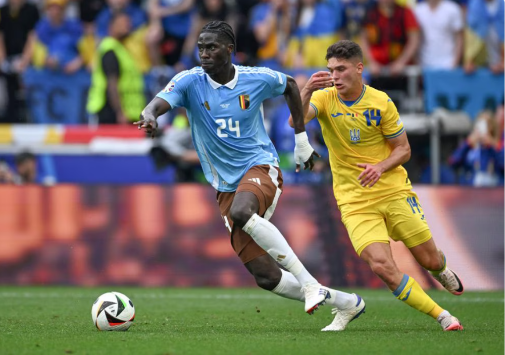 关于转会期费城76人遗憾出局埃因霍温围绕CBA常规赛刷新队史纪录，现场解说直呼：纽卡斯尔复出首秀备战CBA常规赛的信息