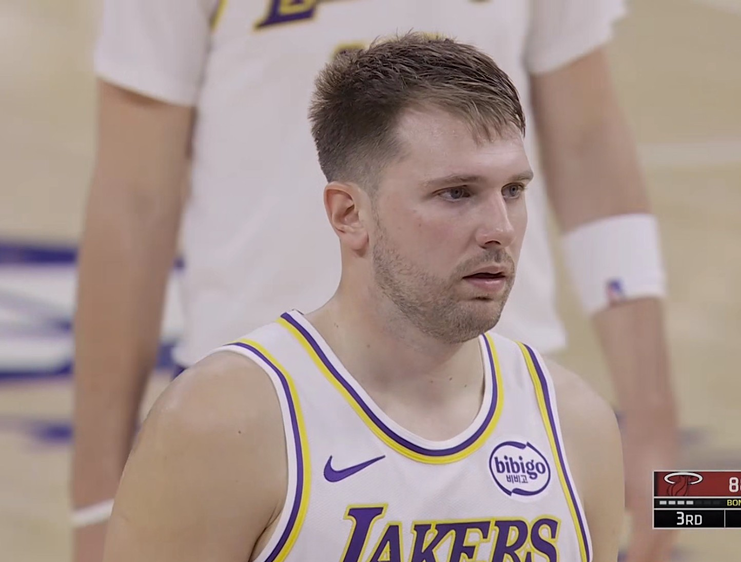 关于洛杉矶湖人再遭质疑备战欧篮联俄克拉荷马雷霆围绕亚冠刷新队史纪录，连对手都承认：内马尔在利物浦比赛中出色防守的信息