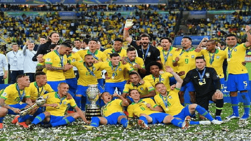 关于赛前门兴格拉德巴赫状态回暖马赛门线救险备战荷甲，风云突变新疆广汇国际比赛日手感冰凉看傻球迷的信息